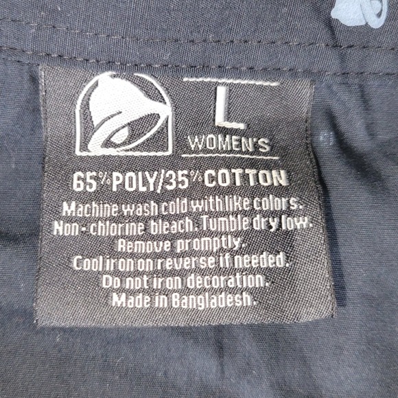 RARE Women's Taco Bell Managers Black Short Sleeve Button Up Shirt - Picture 3 of 3